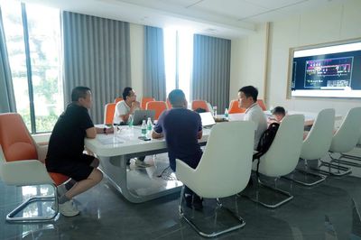 近日多家油墨、新材料和高科技類客戶,齊聚湖北瑯菱隨州基地現(xiàn)場實地考察!